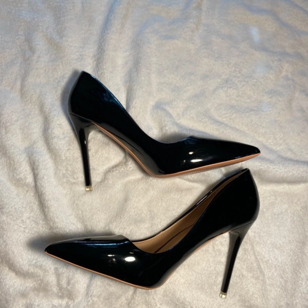 classy black heels